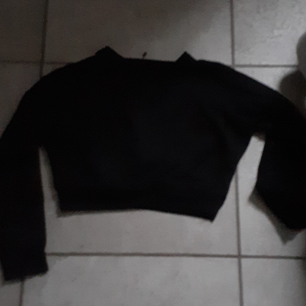 Boohoo crop top black long sleeve